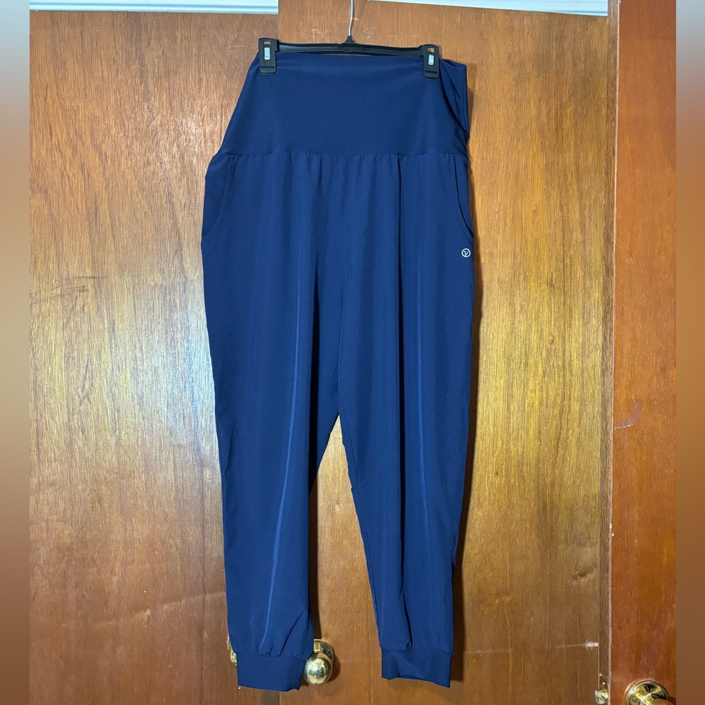 🐠 VOGO jogger pants size XL